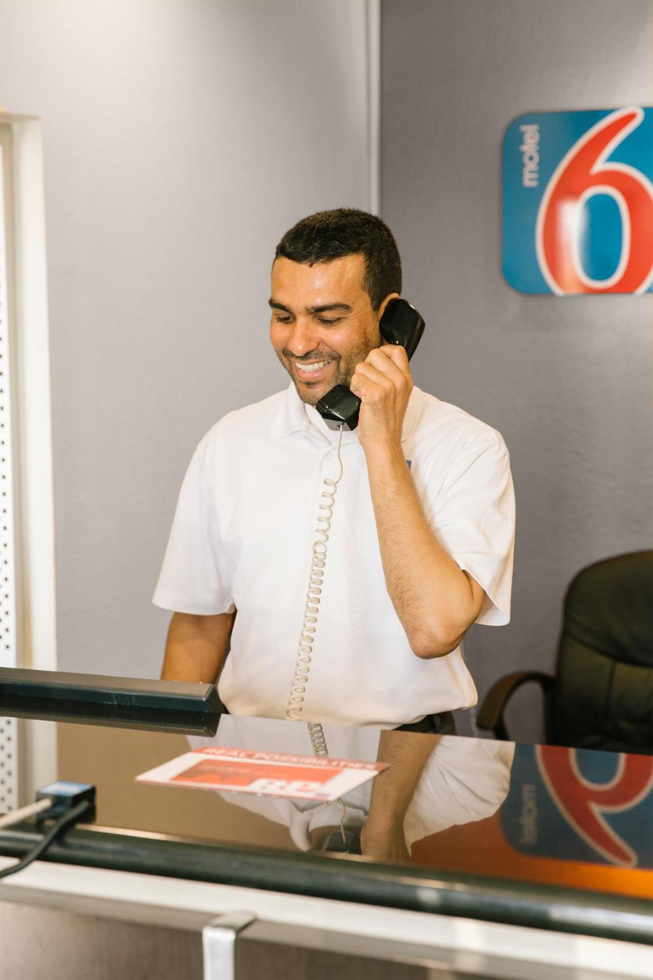 Motel 6-Greenville, Sc - I-85 Near Downtown المظهر الخارجي الصورة